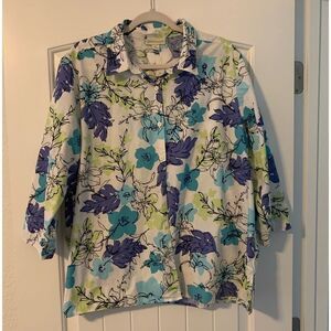 Appleseed’s Women’s top. Size: XL. 100% cotton.  3/4 sleeves Side & sleeve slits